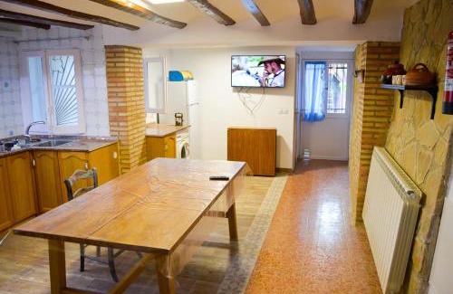 Torrijo del Campo House | Casa Azafrán