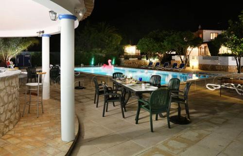 Calicas Apartment | CASA BEACHCOMBER Le jardin des Arts