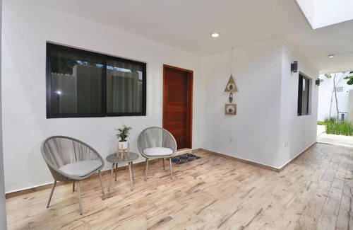 Colonia Adolfo Lopez Mateos Apartment | Casa Belcher (Peggy's)