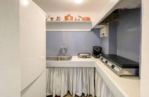 Agii Anargiri Apartment | Casa Bianca Studio Apartment with garden view