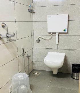 Sakinaka Bed & Breakfast | Casa Cabin Stay Mumbai