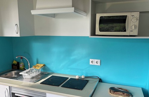 Caloura House | Casa Caloura Earth Accommodation