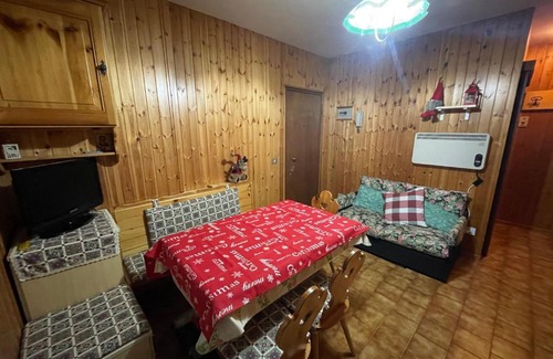 Aprica House | Casa Cedrone