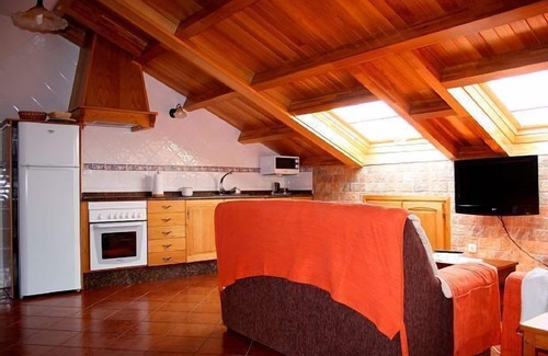 Figueras (Castropol) Cottage | Casa Cerolleiro Apartments: apartment for 6 people