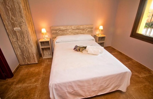 Almunia de San Juan House | Casa Codeta