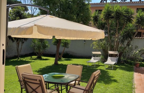 Zona XXX Castel Fusano Apartment | Casa con giardino tra Roma e il mare. Vacanze tra Cultura e Natura