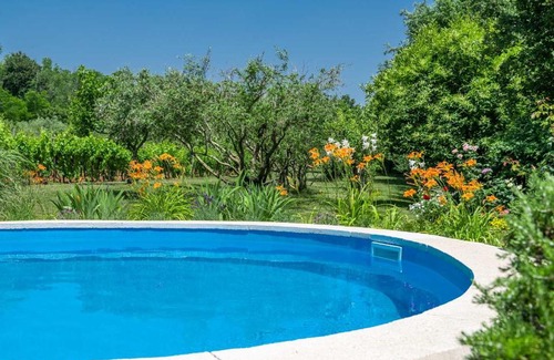 Zupanici House | Casa Corona