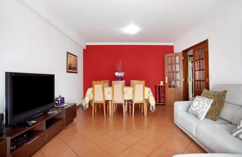 Nazare House | Casa da Cândida
