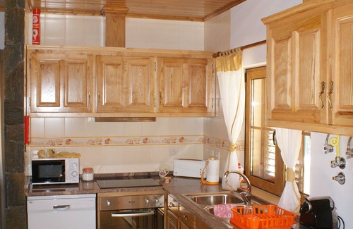 Nossa Senhora do Pranto House | "Casa da Eira" - Rural tourism house with private pool, near Dornes.