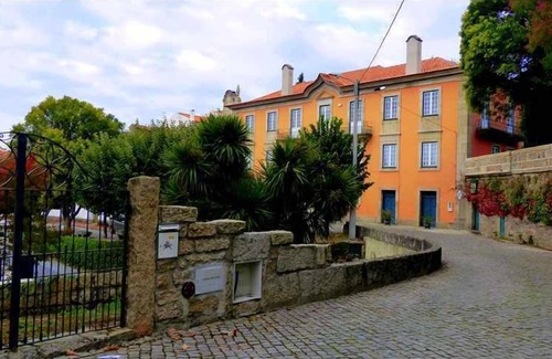 Gouveia Apartment | CASA DA PALHEIRA - 4 PAX