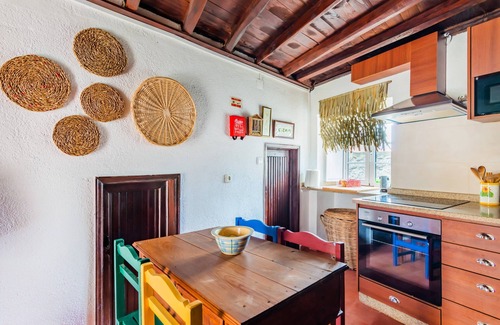 Monsanto Apartment | Casa das 10 Janelas @ Monsanto