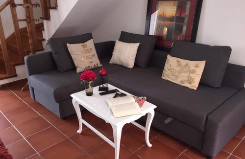 Batalha Cottage | Casa das Bungavilias II