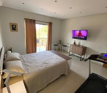 Fernando De La Mora House | Casa de 2 pisos Del sur 1
