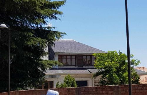 Villanueva de Duero House | Casa de campo con piscina, 12 personas