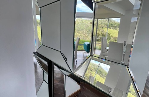Retiro House | Casa de Campo de Lujo en el Retiro, Antioquia a 45 Minutos de Medellín