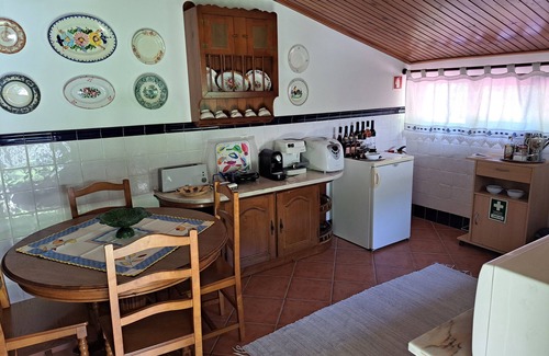 Molares Cottage | Casa de Campo Inserida Numa Quinta a 5 Minutos do Centro da Vila