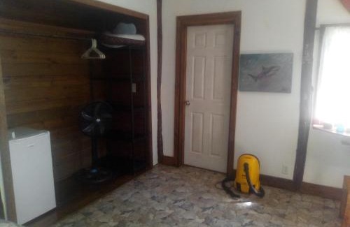 Isla de Utila Apartment | casa de huéspedes selvatica