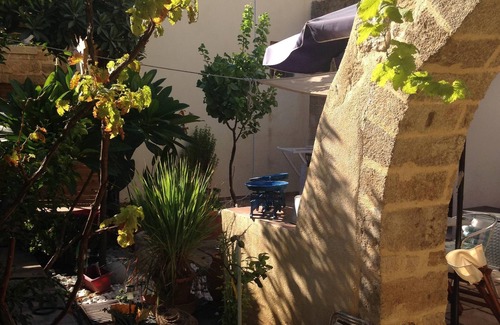 Rhodes Old Town House | Casa de la Flora with private garden by Rhodes4vacation
