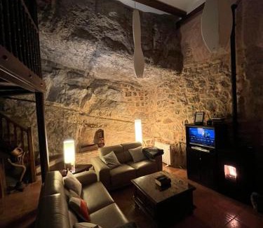 Albarracin Apartment | Casa De La Roca