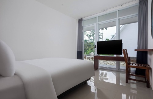 Baturaden Hotel | Casa De Lani Resort & Convention
