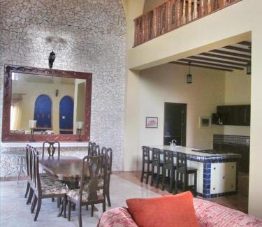 Uayma House | Casa de los Pianos