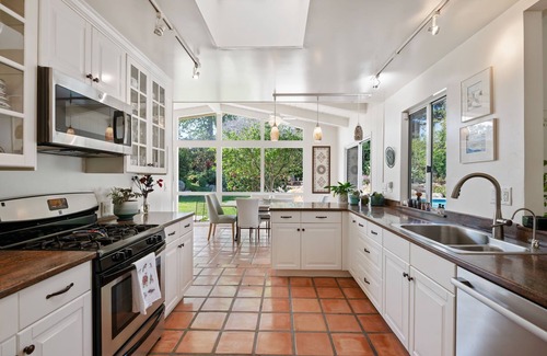 Carpinteria House | Casa de Luz