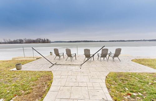 Channel Lake Apartment | Casa de Nello - Upper Level