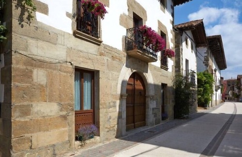 Akerreta Cottage | Casa de Pio for 11 people