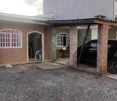 Sao Francisco do Sul House | CASA DE PRAIA,750M DA PRAIA, TIPO CABANA, RÚSTICA e CONFORTAVEL