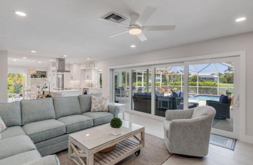 Beachview Country Club Estates Villa | Casa Del Mar- Stunning Villa with Pool and Spa
