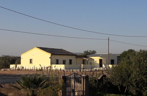 Chiaramonte Gulfi House | Casa del Nonnino, between peace and relaxation