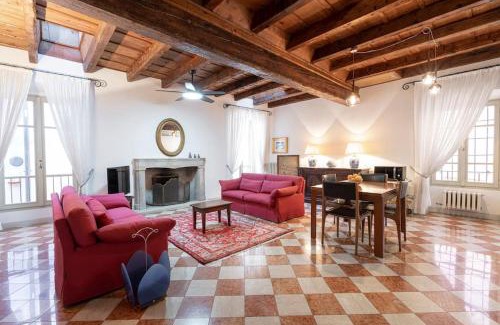 Salo Apartment | Casa di Mezzo nel cuore di Salò