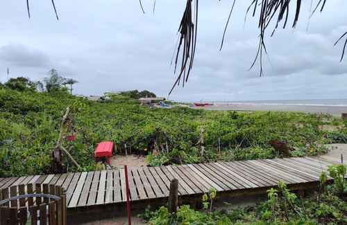 Sao Francisco do Sul House | Casa do Farol em Itapoá Ambiente Familiar Acomoda até 8 Pessoas Próxima do mar