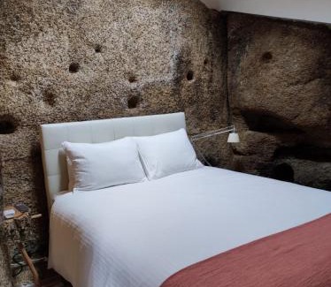 Monsanto House | Casa do Meio em Quinta de São Pedro de Vir-a-Corça