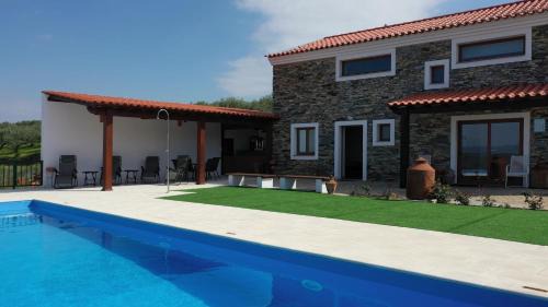 Cegonhas House | Casa Dos Xarês