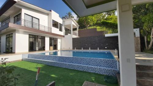 Apulo House | CASA EL MIRADOR