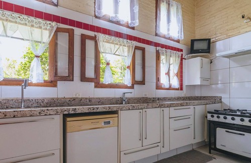 Amparo House | Casa em Amparo com Piscina e Conforto