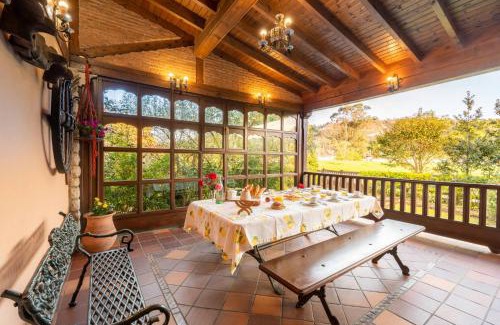 Naves House | Casa en la Costa con wifi, jardín y barbacoa