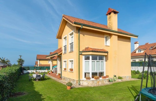 Liencres Ski Chalet | Casa en Liencres con jardin