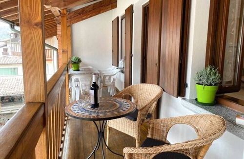 Idro Apartment | Casa Enrica type E2, up to 4 people, 200m to the lake, quiet and very romantic location