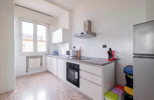 San Donato Apartment | Casa Ermete, modern apartment in Fiera