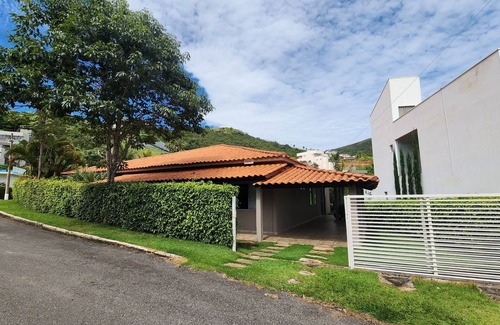 Capitolio House | Casa Escarpas do Lago - Capitólio - MG