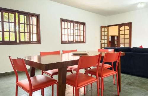 Carapicuiba House | Casa espaçosa a apenas 30 minutos de SP