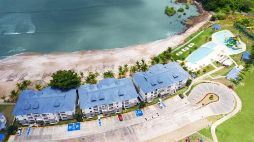 Tumba Vieja House | Casa frente a la playa con vista al mar