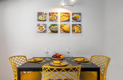 Bregnano Apartment | Casa Gialla 7a, New Apartment Milano&Como