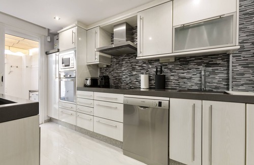 Golden Mile House | Casa Isa - Marbellamar
