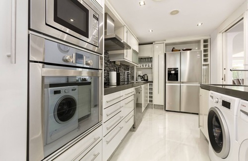 Golden Mile House | Casa Isa - Marbellamar