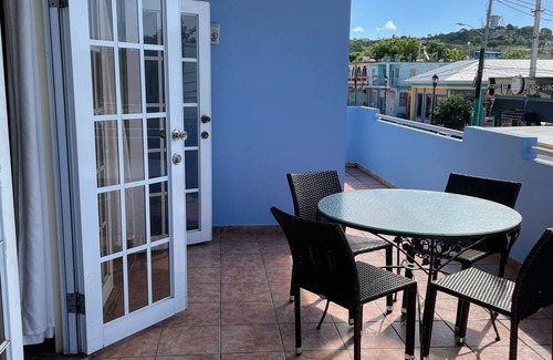 Isabel II House | “Casa Isabel II” great location guesthouse