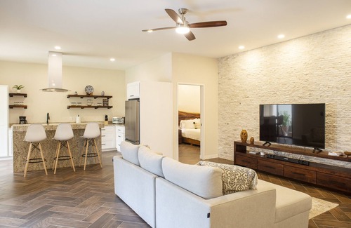 Colonia Adolfo Lopez Mateos Condo | Casa Ixchel 1 | A Modern Mexican Oasis in Cozumel