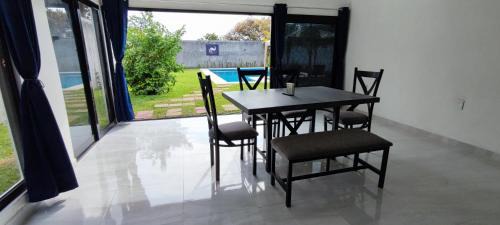 Temixco House | Casa Jardín Real